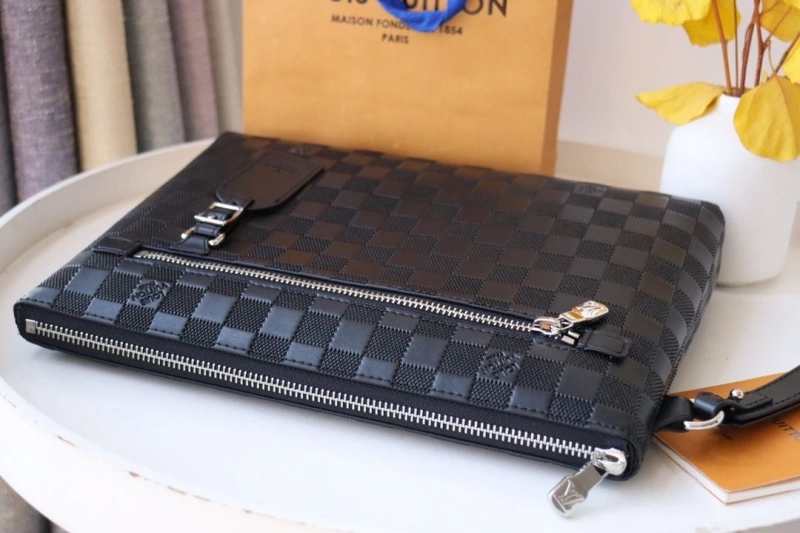 LV Clutch Bags 4178H-0074