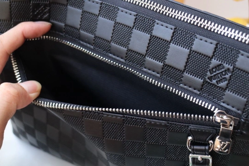 LV Clutch Bags 4178H-0074
