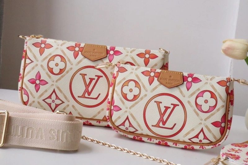LV Clutch Bags 4178H-0129