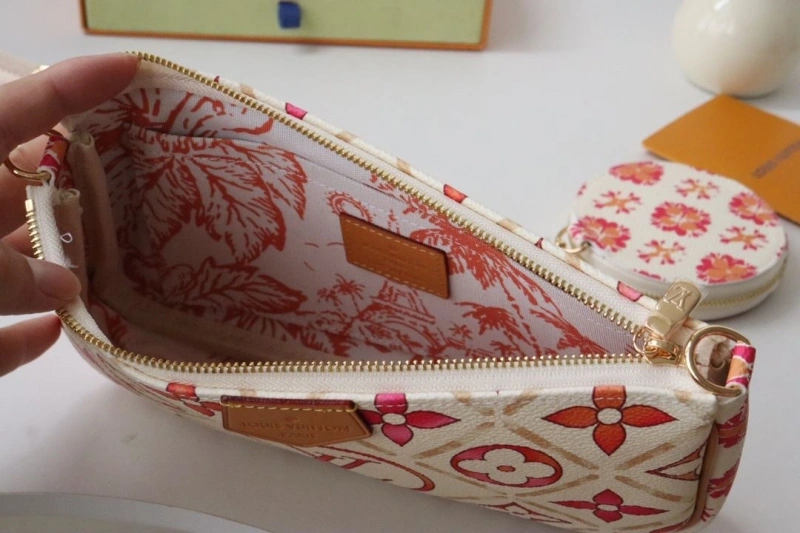 LV Clutch Bags 4178H-0129