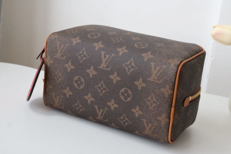 LV Cosmetic Bags 4178H-0130