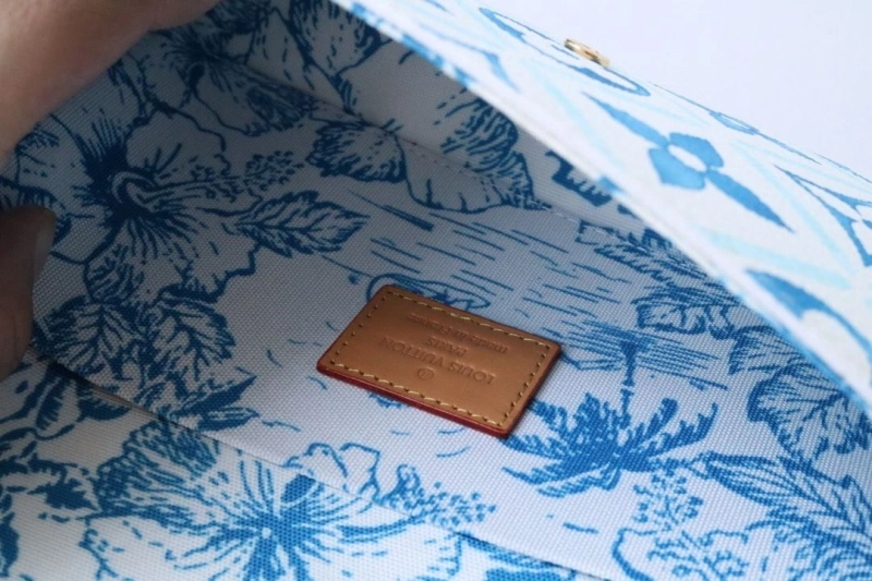LV Clutch Bags 4178H-0132