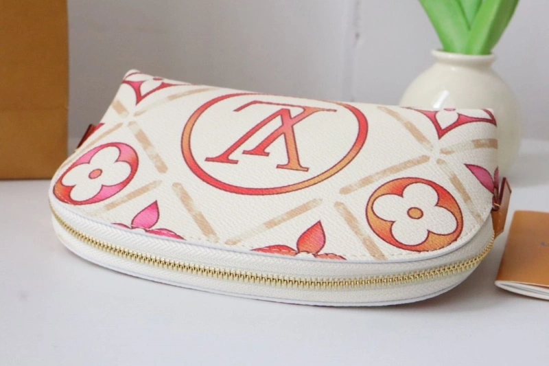 LV Clutch Bags 4178H-0134