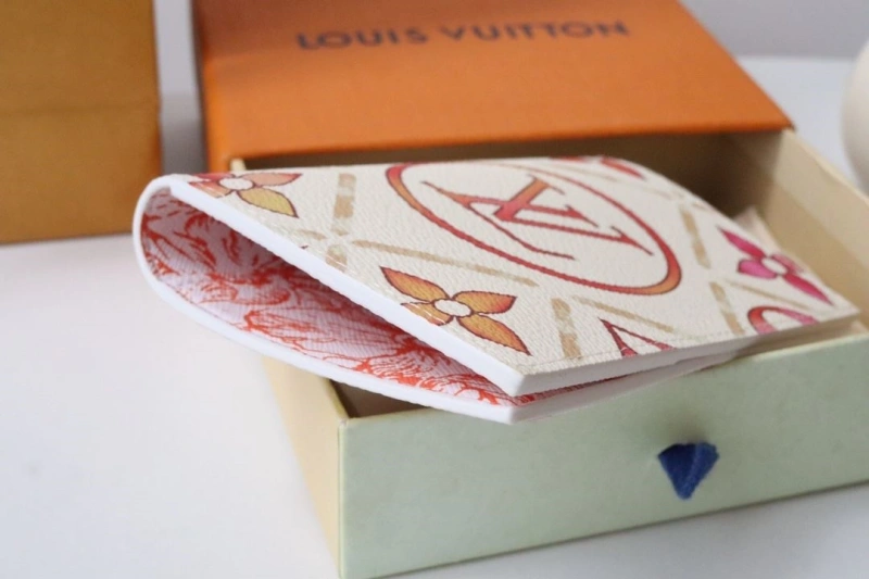 LV Wallets 4178H-0143