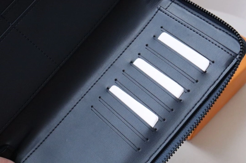 LV Wallets 4178H-0161