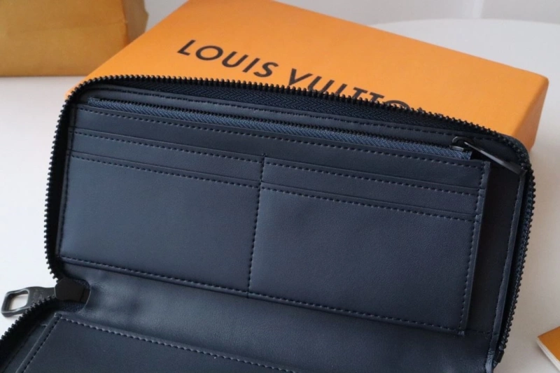 LV Wallets 4178H-0161