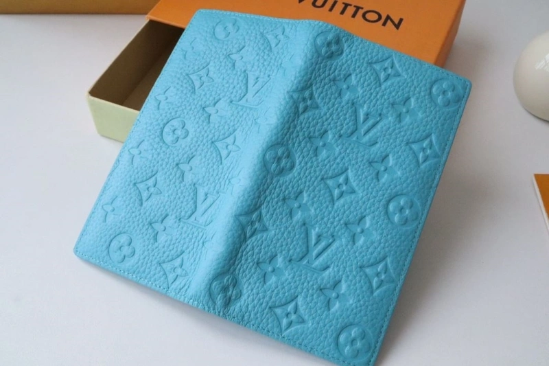 LV Wallets 4178H-0162