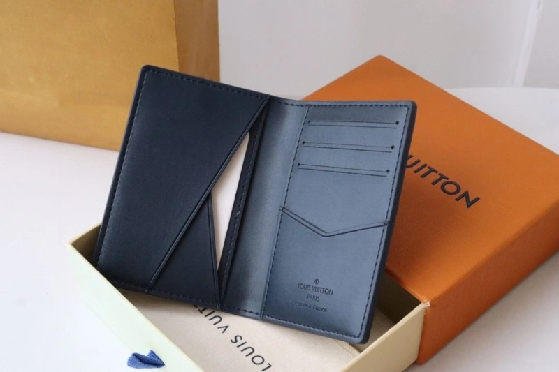 LV Wallets 4178H-0167