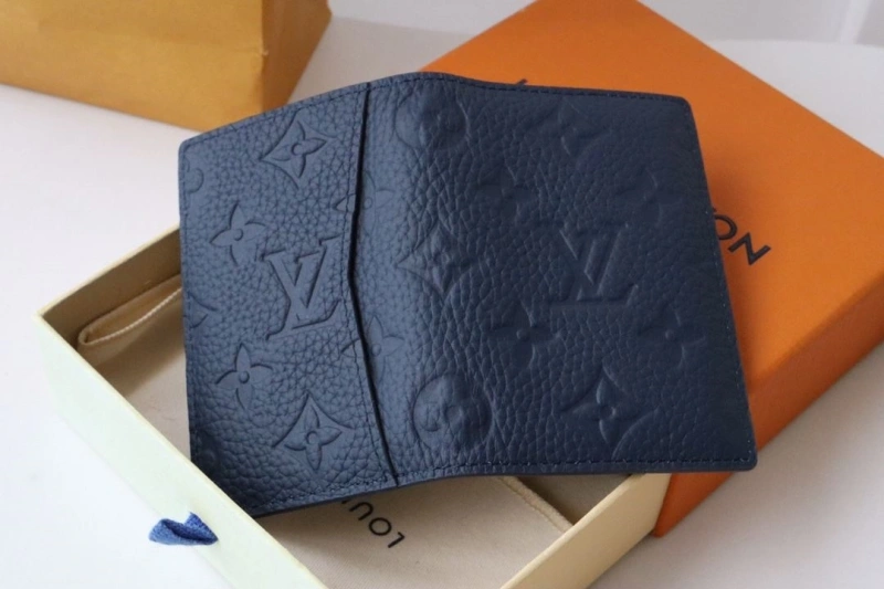 LV Wallets 4178H-0167