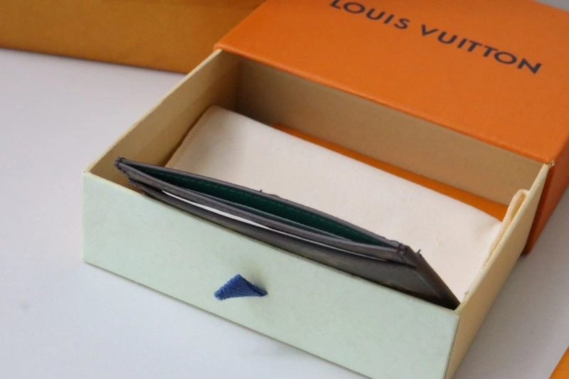 LV Wallets 4178H-0178