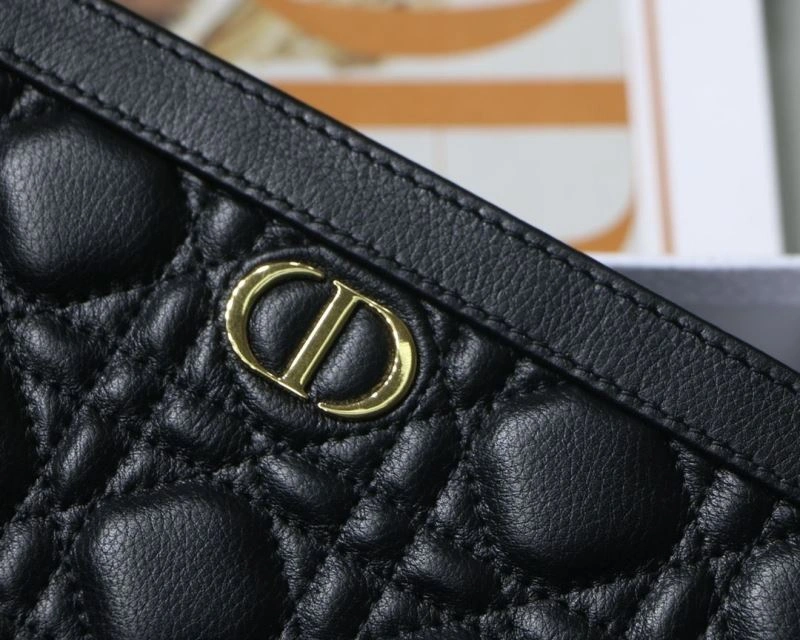 D10r wallets 4180d-0327