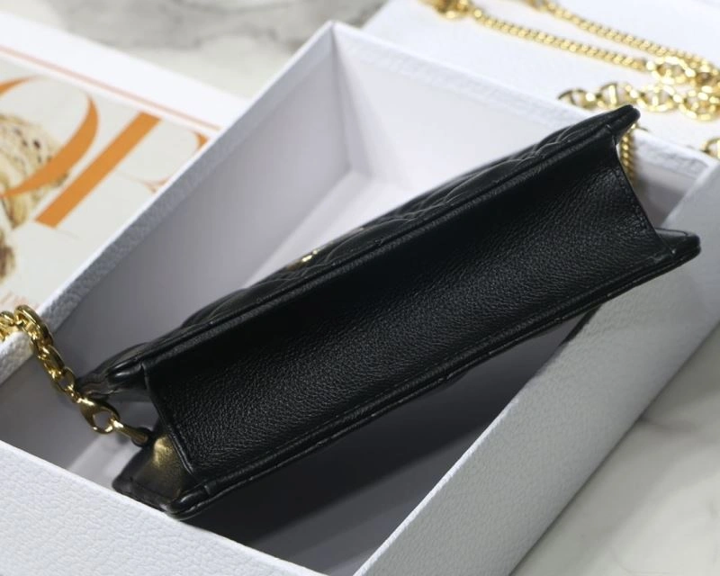 D10r wallets 4180d-0327
