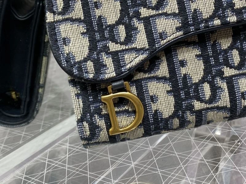 D10r wallets 4180d-0487