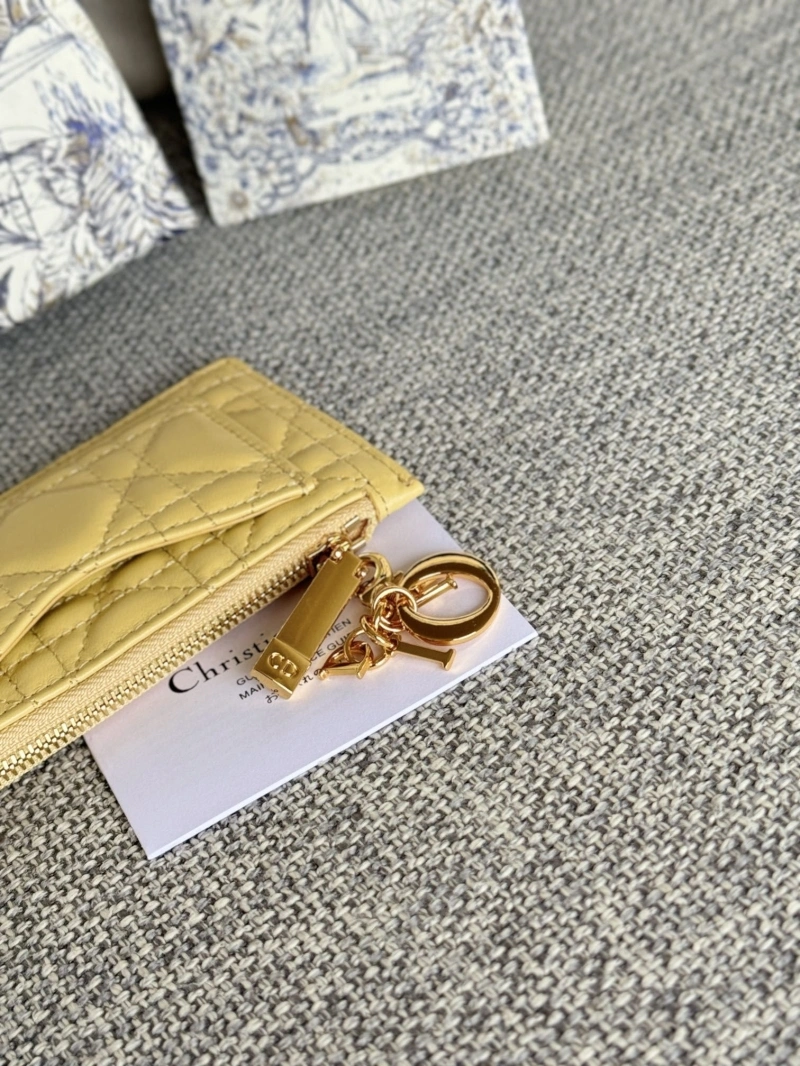 D10r wallets 4180f-0305