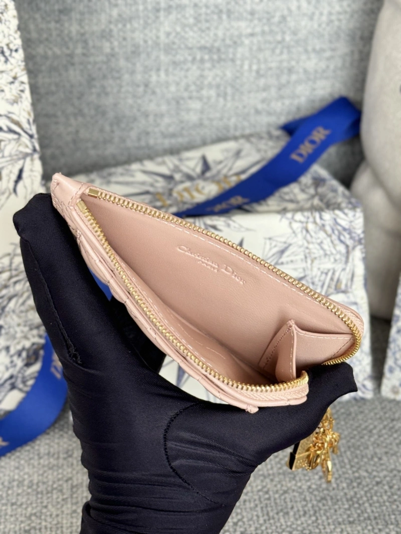 D10r wallets 4180f-0306