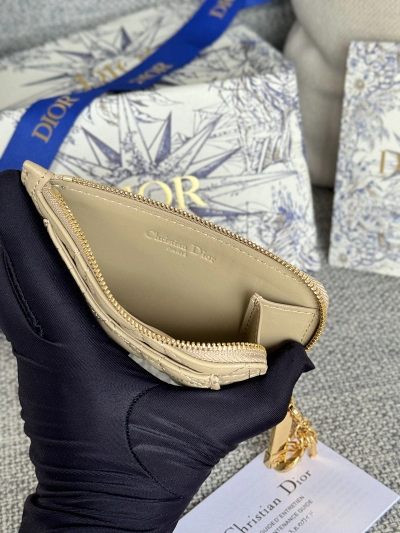 D10r wallets 4180f-0309