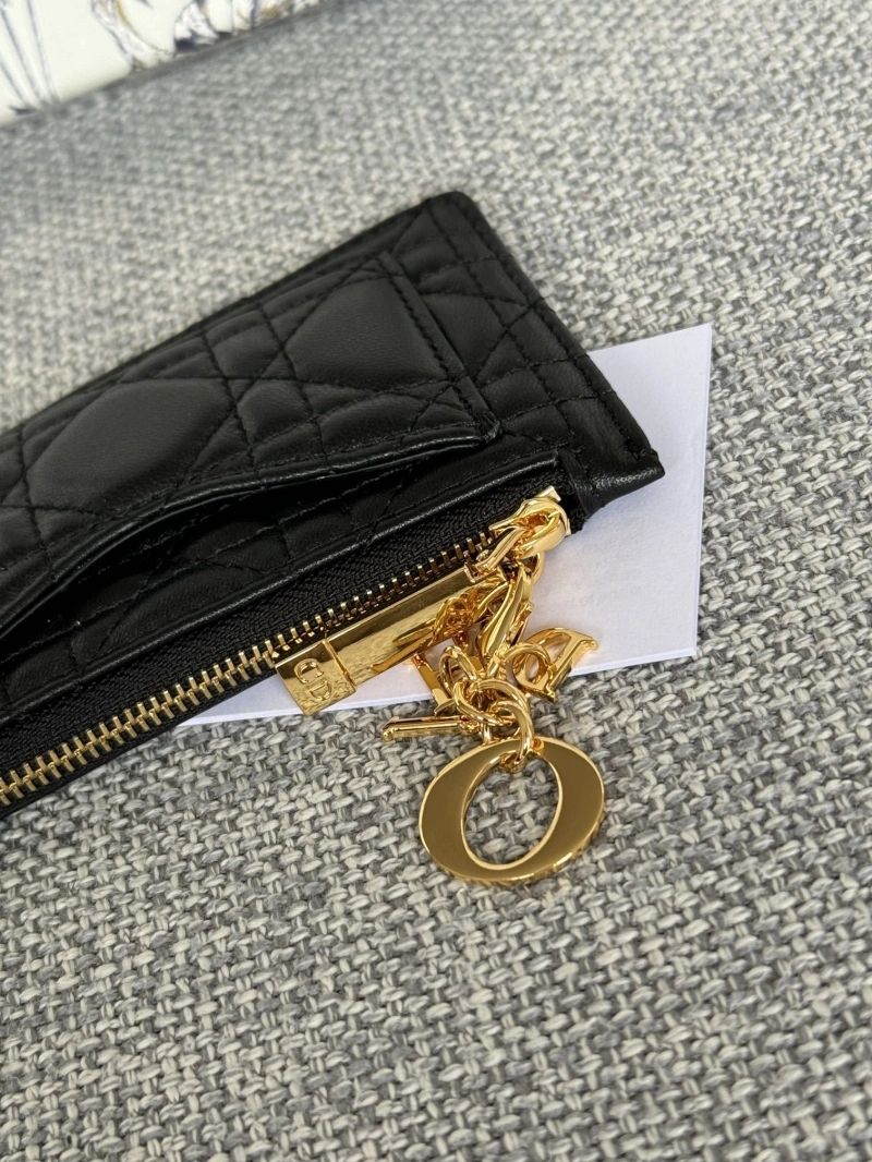 D10r wallets 4180f-0310