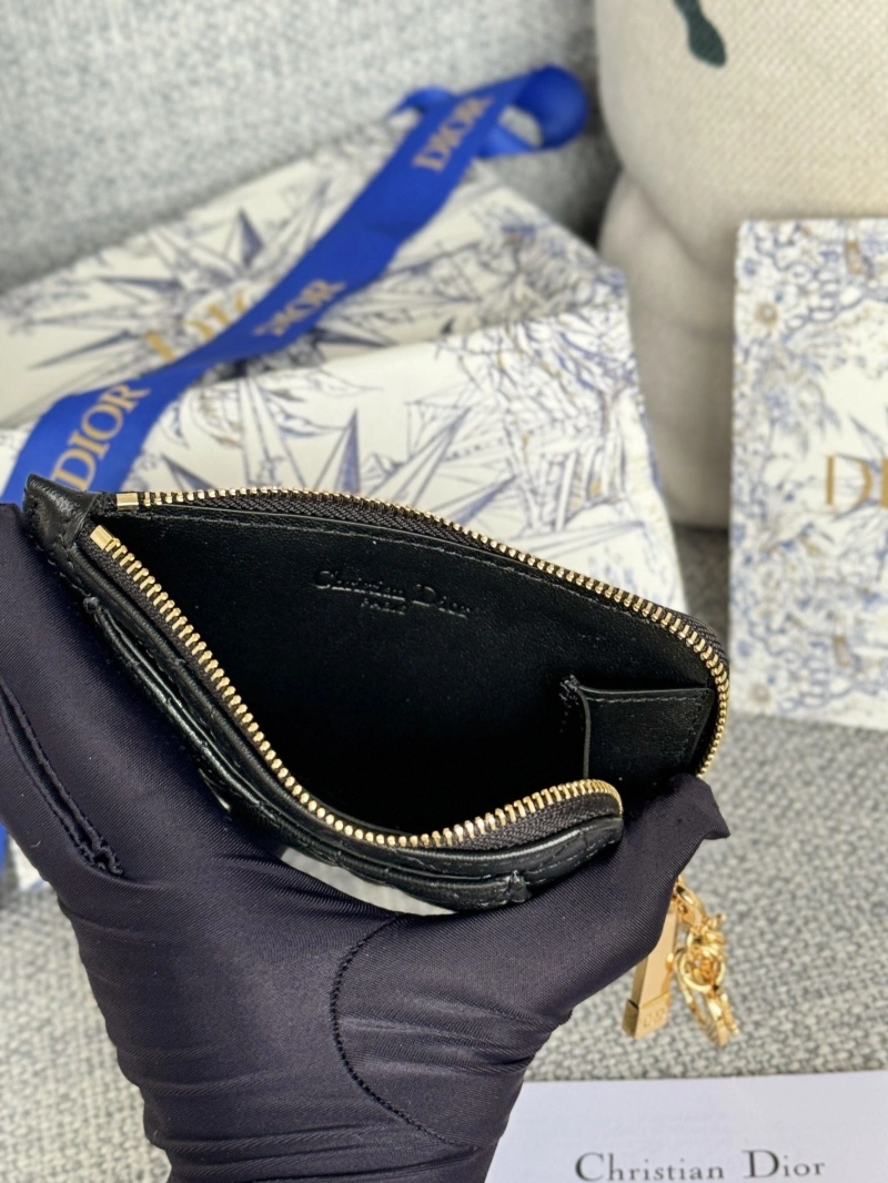 D10r wallets 4180f-0310
