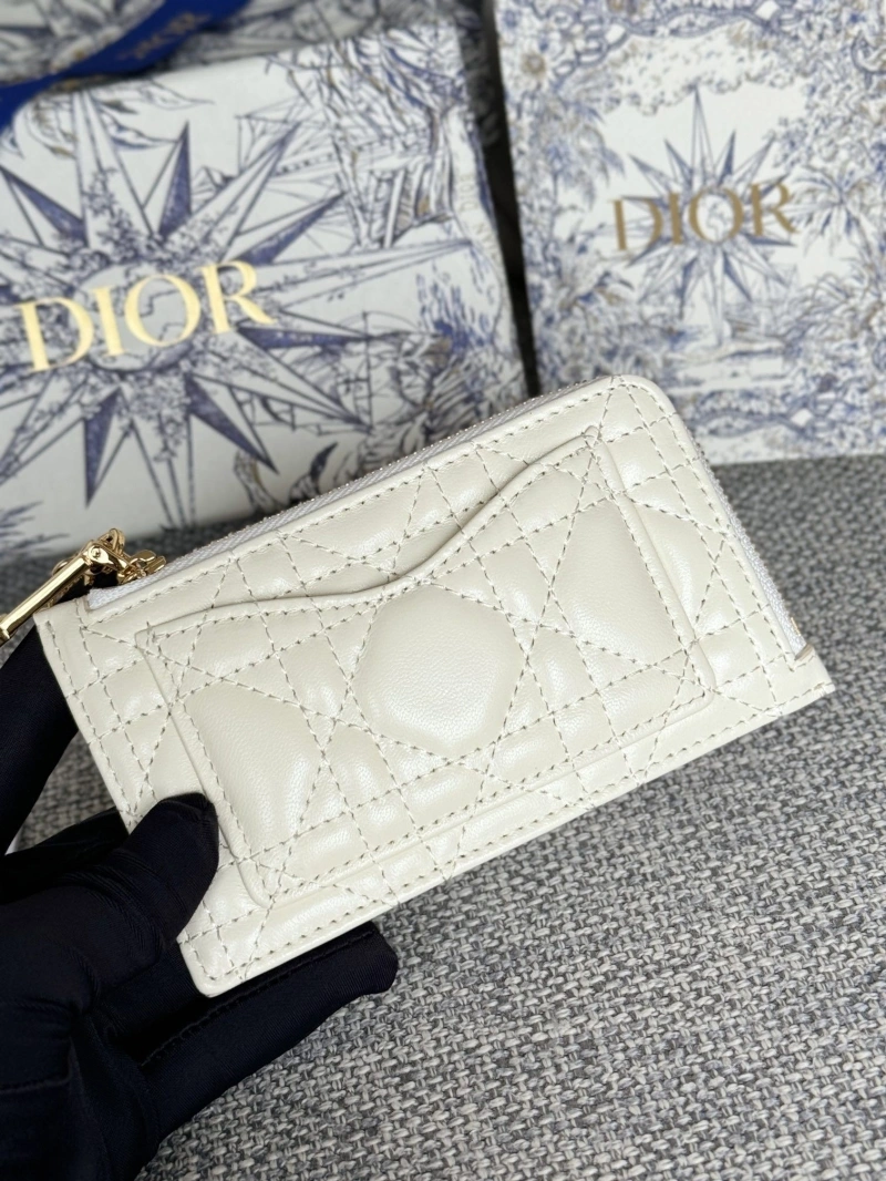 D10r wallets 4180f-0312