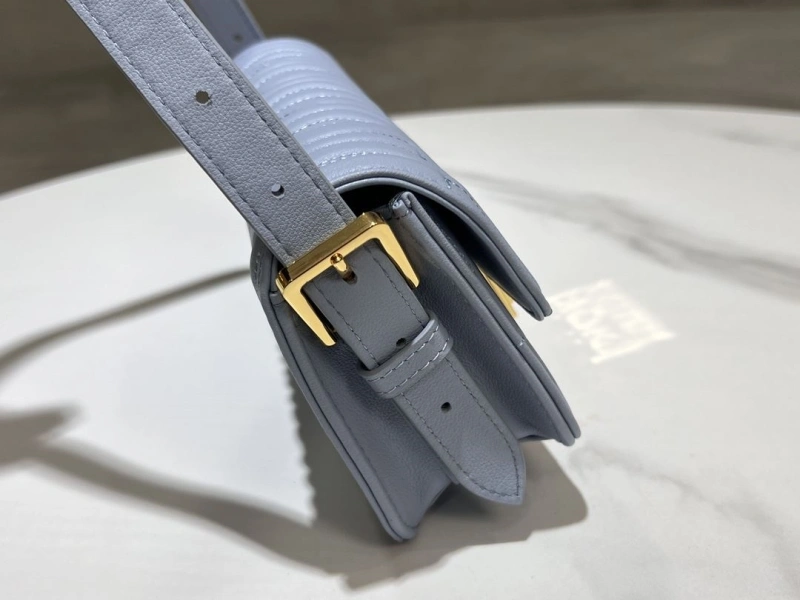 D10r top handle bags 4180f-0338