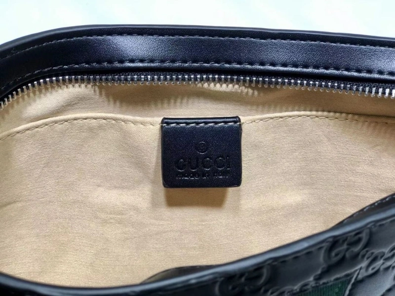 Gvc*1 clutch bags 4186-0032