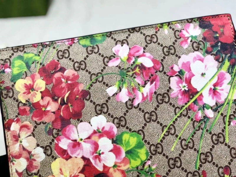 Gvc*1 clutch bags 4186-0033