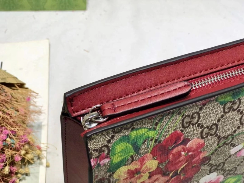 Gvc*1 clutch bags 4186-0033
