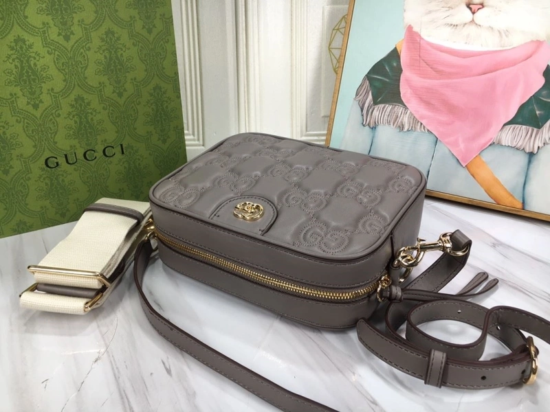 Gvc*1 satchel bags 4186-0048
