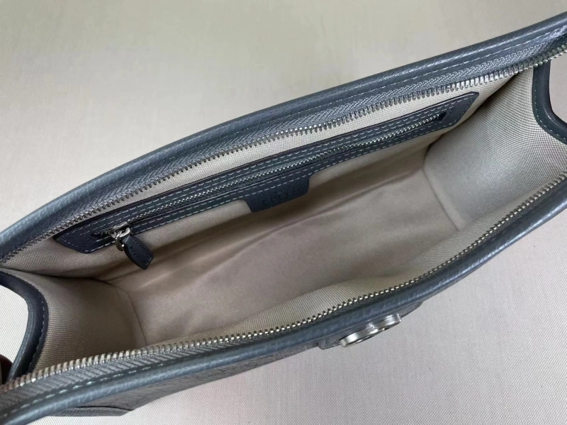 Gvc*1 clutch bags 4186-0101