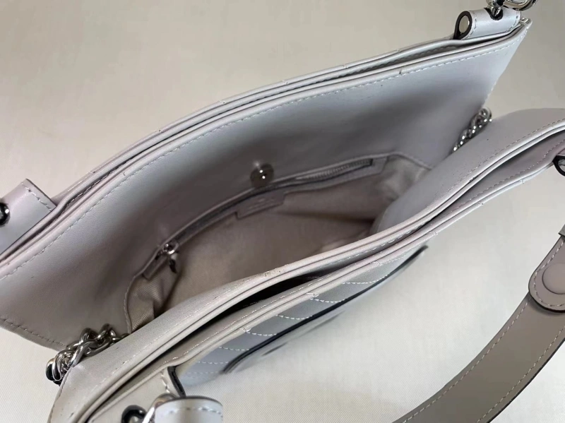 Gvc*1 top handle bags 4186-0133