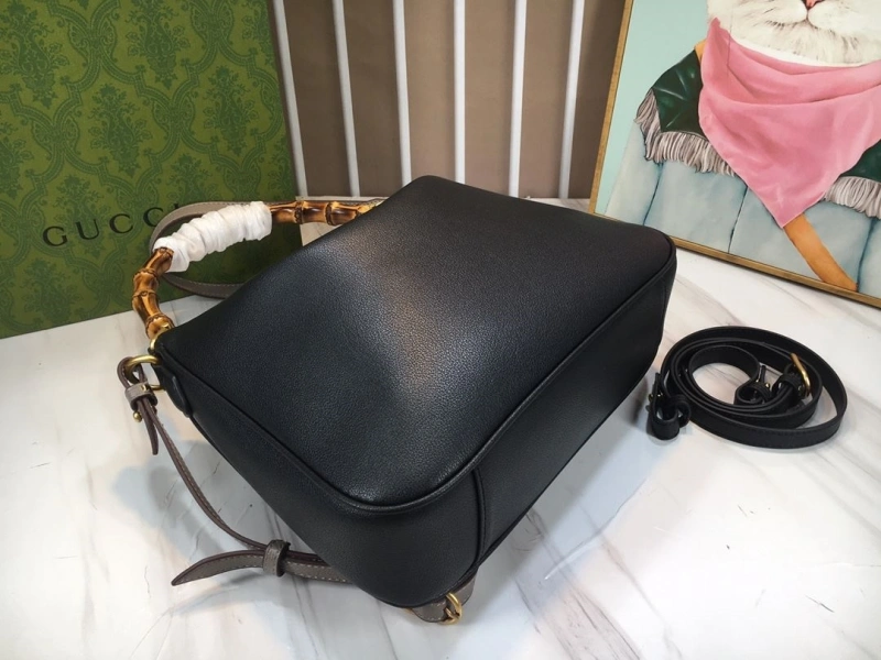 Gvc*1 top handle bags 4186-0155