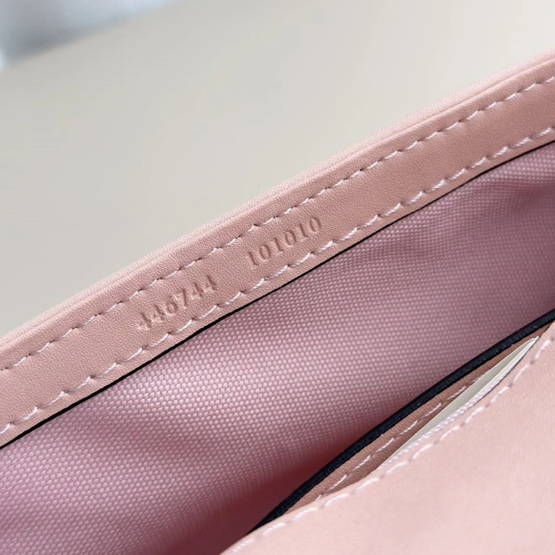 Gvc*1 satchel bags 4186-0223
