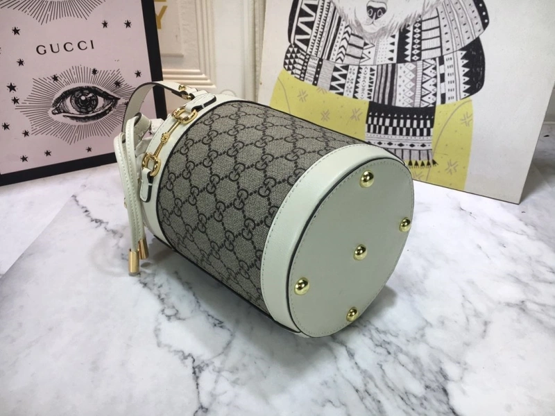 Gvc*1 bucket bags 4186-0393