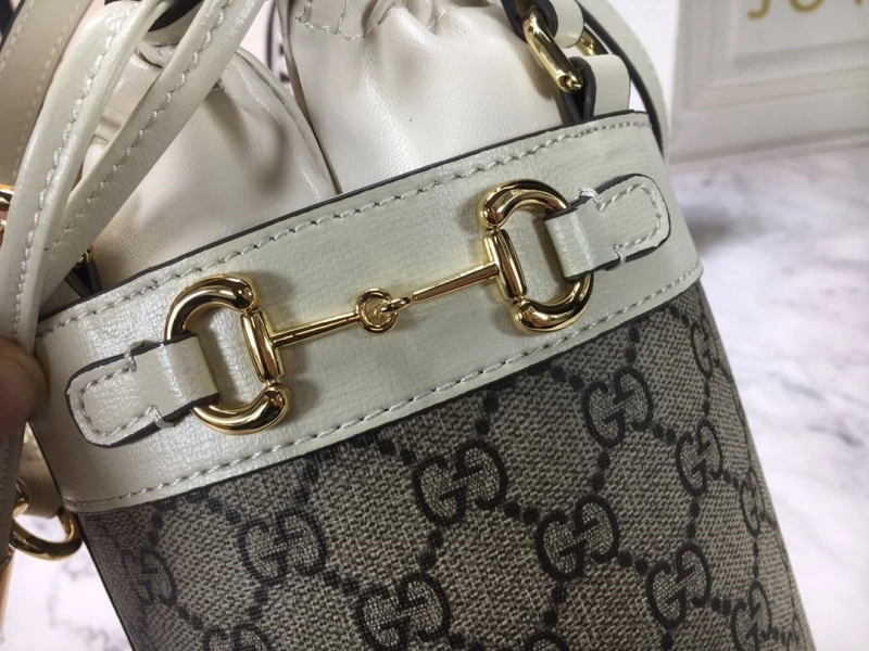 Gvc*1 bucket bags 4186-0393