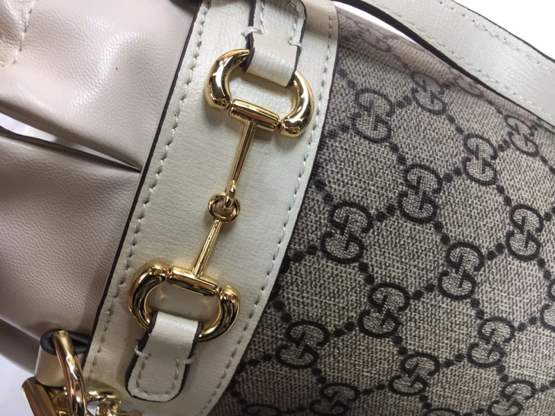 Gvc*1 bucket bags 4186-0393