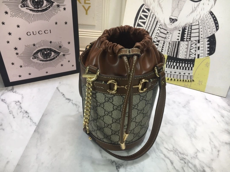 Gvc*1 bucket bags 4186-0394
