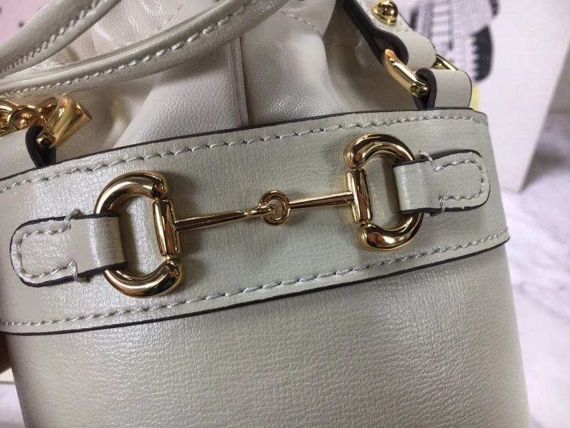 Gvc*1 bucket bags 4186-0396