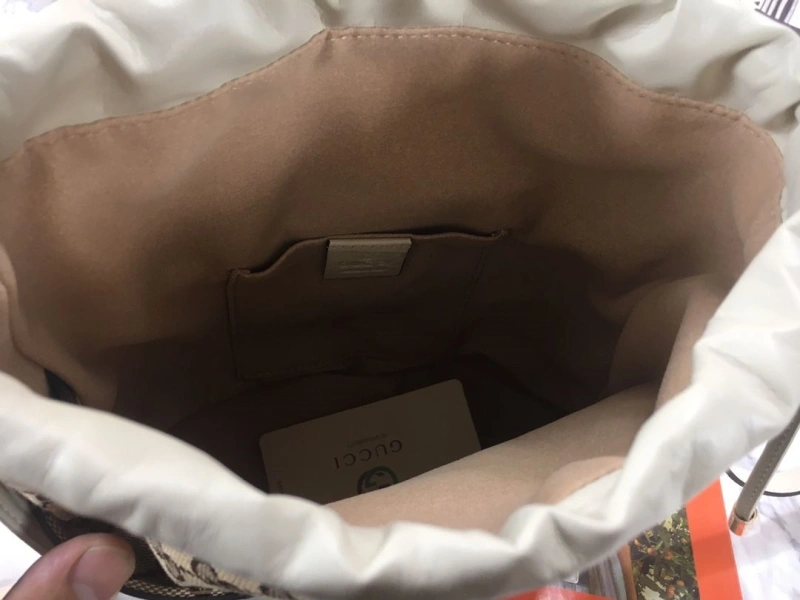Gvc*1 bucket bags 4186-0478