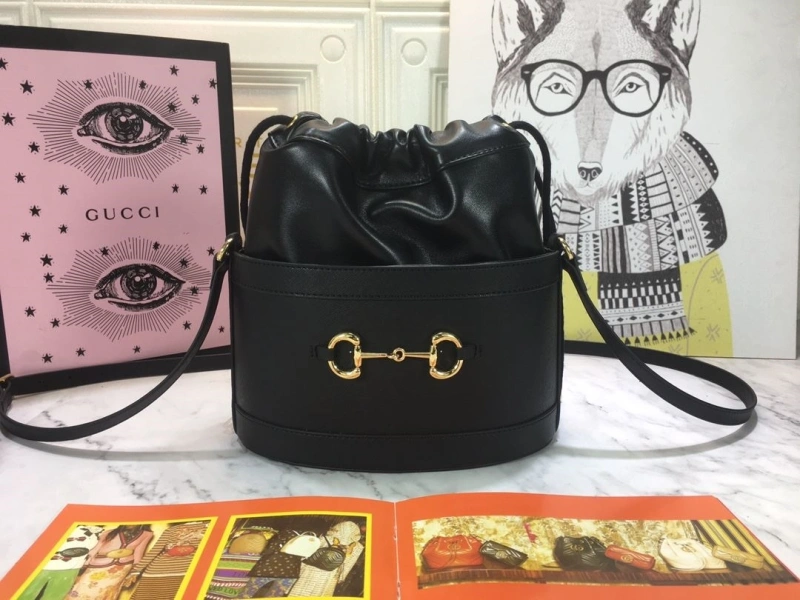 Gvc*1 bucket bags 4186-0482