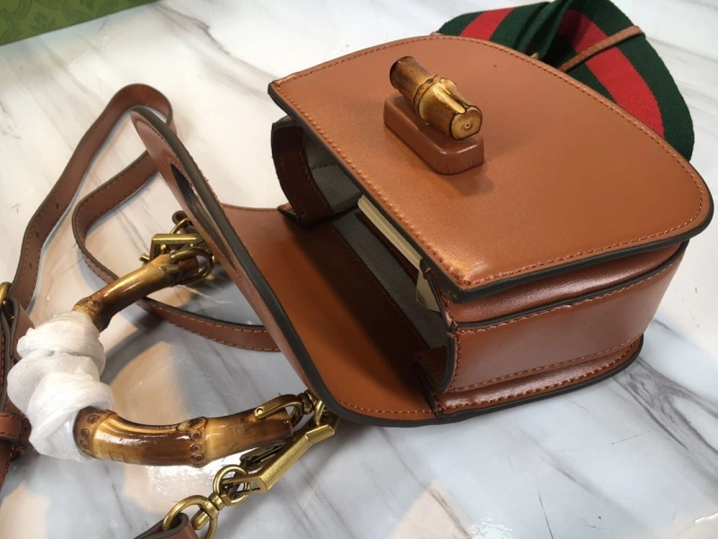 Gvc*1 top handle bags 4186-0602