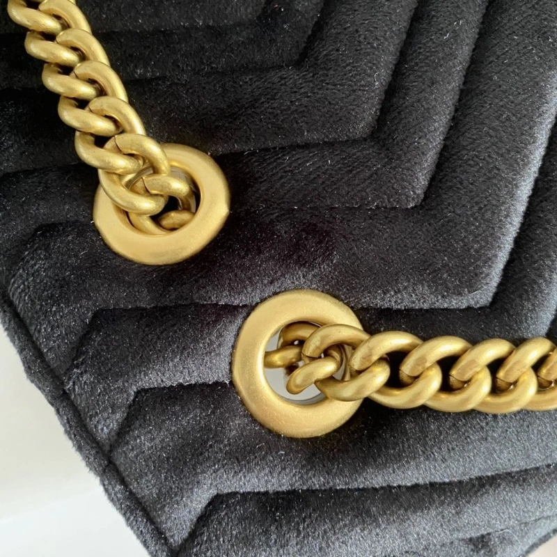 Gvc*1 clutch bags 4189a-0058