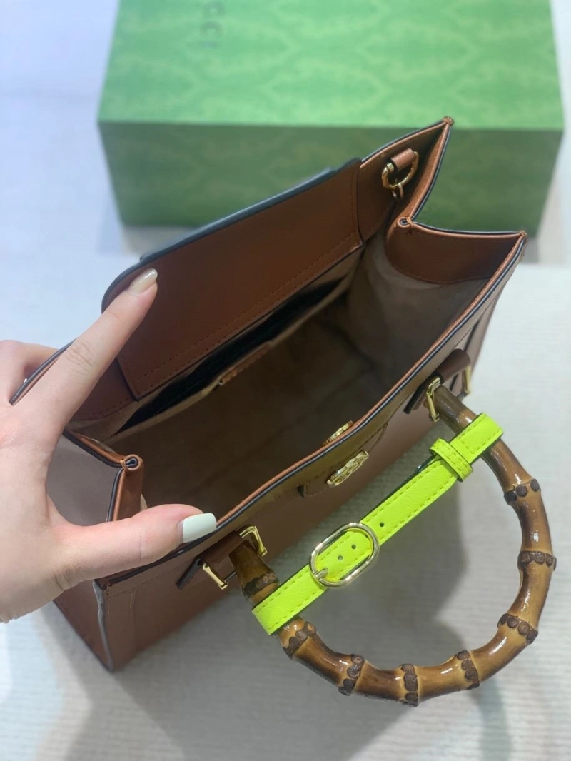 Gvc*1 top handle bags 4189a-0110