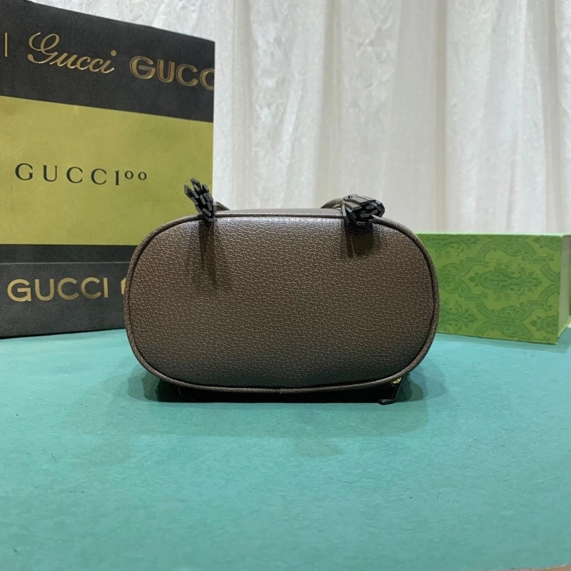 Gvc*1 backpacks 4189a-0131