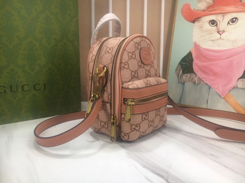 Gvc*1 backpacks 4189a-0155