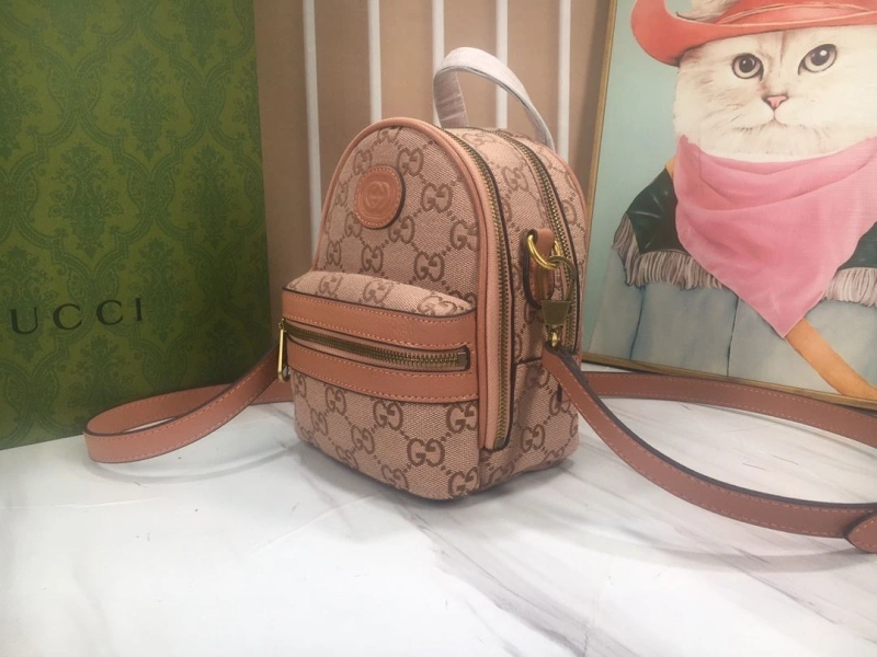 Gvc*1 backpacks 4189a-0155