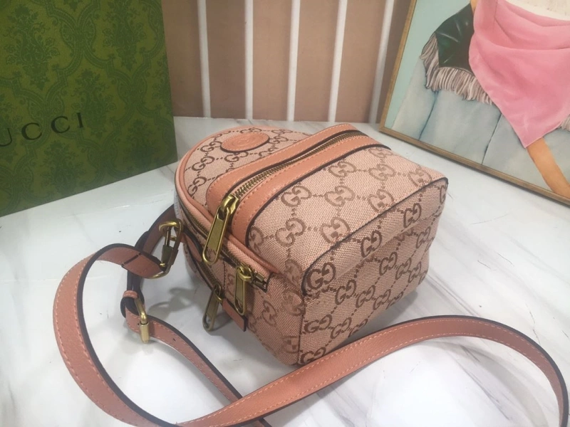 Gvc*1 backpacks 4189a-0155