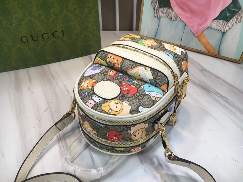 Gvc*1 backpacks 4189a-0241