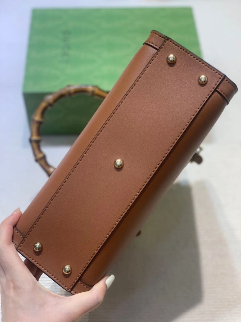 Gvc*1 top handle bags 4189a-0321
