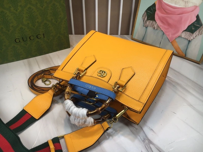 Gvc*1 top handle bags 4189a-0337