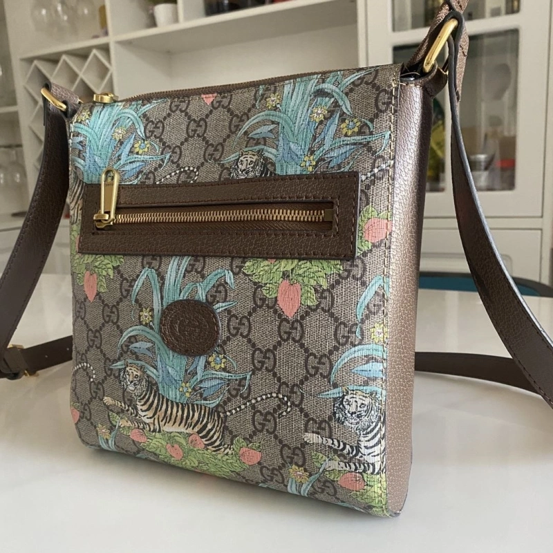 Gvc*1 satchel bags 4189a-0590